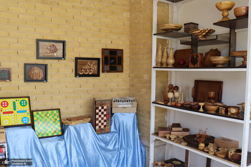 بازدید گردشگران نوروزی از بیت تاریخی حضرت امام در خمین -2