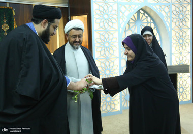 مراسم بزرگداشت روز زن در موسسه تنظیم و نشر آثار امام خمینی (س)