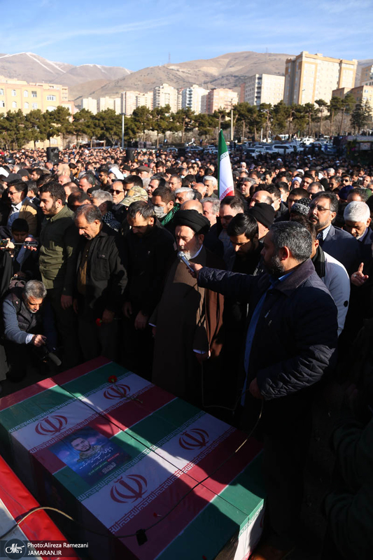 تشییع پیکر شهدای مدافع حرم در شهرک شهید محلاتی