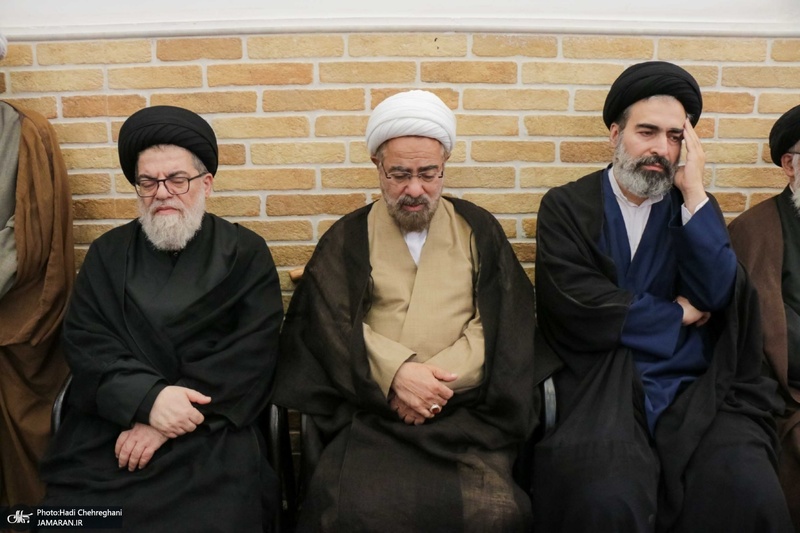 حضور آیت الله سید حسن خمینی در مراسم وداع با آیت الله العظمی شبری زنجانی (ره)