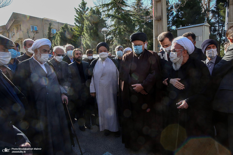 مراسم تشییع همسر آیت الله ری شهری با حضور سید حسن خمینی