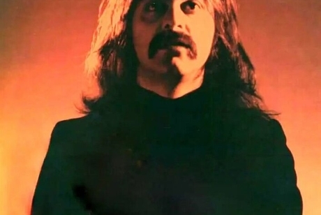 کوروش یغمایی از دنیای موسیقی خداحافظی کرد