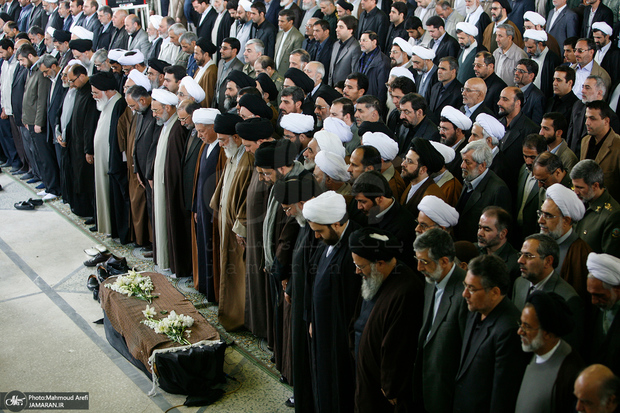 تصویر منتشر نشده از رهبر شهید انقلاب و شهید مصباح الهدی باقری کنی 