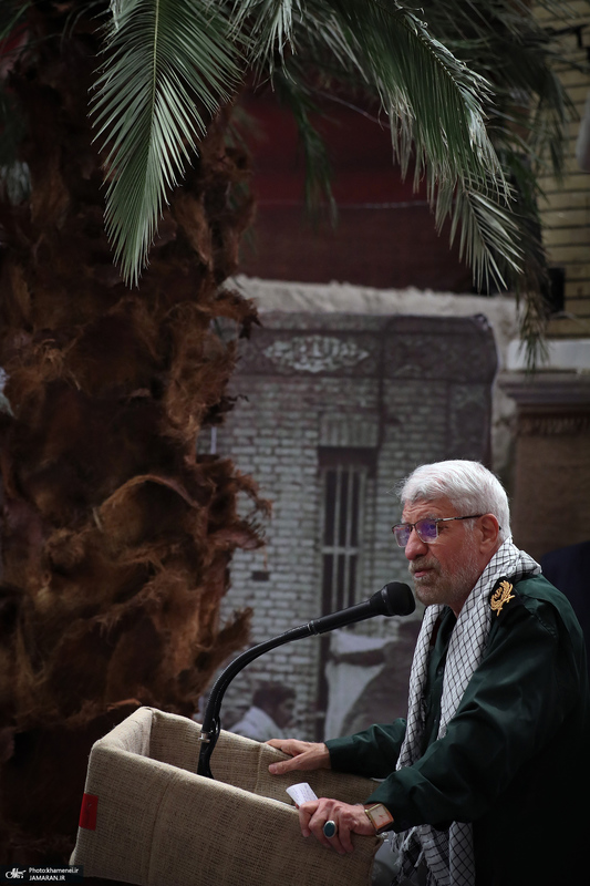 دیدار جمعی از پیشکسوتان و فرماندهان دفاع مقدس با رهبر معظم انقلاب