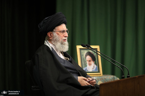 سخنرانی رهبر معظم انقلاب به مناسبت سالروز ولادت حضرت زینب(س) و روز پرستار