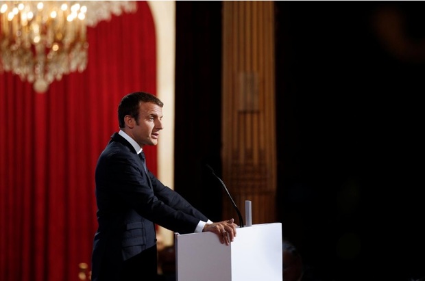 امانوئل ماکرون:هیچ گزینه ای نمی تواند جایگزین توافقنامه هسته ای با ایران شود