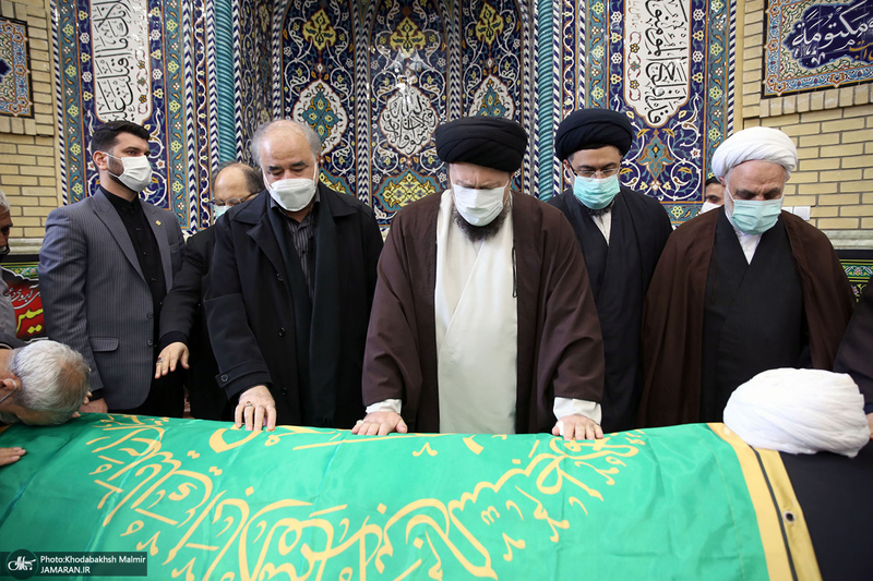 مراسم تشییع پیکر آیت الله ری شهری (ره) از حسینیه کوثر (س)