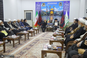 سفر رئیس جمهوری به قم و دیدار با مراجع و علما -3