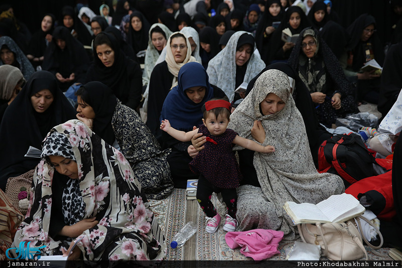 مراسم احیاء شب نوزدهم ماه مبارک رمضان در حرم مطهر امام خمینی (س) 