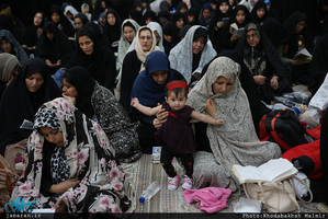 مراسم احیاء شب نوزدهم ماه مبارک رمضان در حرم مطهر امام خمینی (س) 