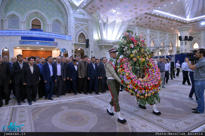 تجدید میثاق وزیر، معاونان و کارکنان وزارت ارتباطات و فناوری اطلاعات با آرمان امام خمینی(س)