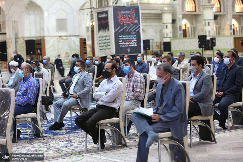 تجدید میثاق سرپرست و کارکنان موسسه تنظیم و نشر آثار امام خمینی(س) با آرمان های بنیانگذار جمهوری اسلامی