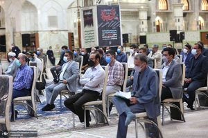 تجدید میثاق سرپرست و کارکنان موسسه تنظیم و نشر آثار امام خمینی(س) با آرمان های بنیانگذار جمهوری اسلامی