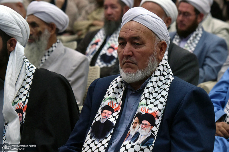 گردهمایی دانشجویان و طلاب بسیجی در حرم مطهر امام خمینی (س)