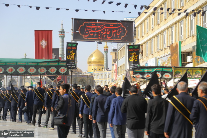 دسته عزاداری خادمین حرم مطهر حضرت معصومه (س) در سالروز شهادت امام رضا (ع)