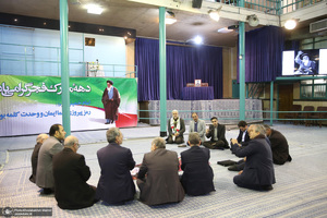 بازدید اقشار مختلف مردم از بیت امام خمینی (س) در جماران- 6