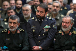 دیدار برگزیدگان جشنواره مالک اشتر با رهبر معظم انقلاب 