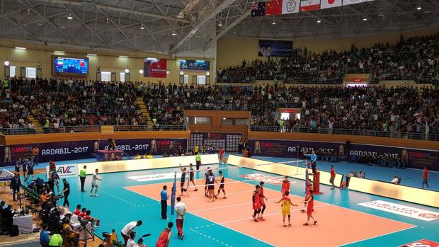 شاگردان سیچلو مقتدرانه از سد  تیم والیبال امید چین عبور کردند