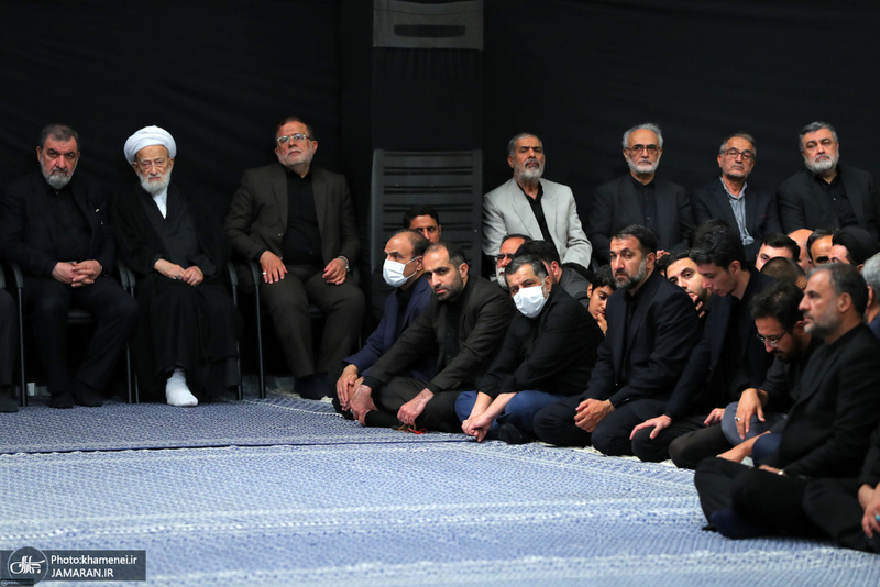 آخرین شب مراسم عزاداری حضرت اباعبدالله الحسین (ع) در حسینیه امام خمینی