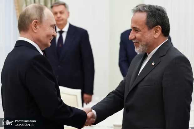 پوتین در دیدار با عراقچی: تجاوز آمریکا به ایران بی‌دلیل و غیرقابل توجیه است / در حال انجام تلاش‌هایی برای کمک به مردم ایران هستیم