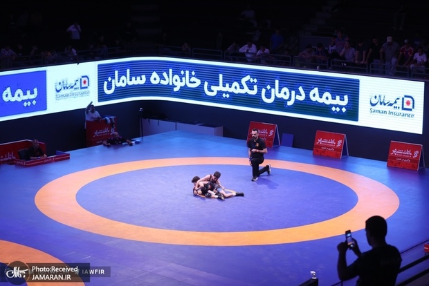 عکس| پاسخ کشتی گیر نونهال ایرانی به یاوه گویی درباره "خلیج همیشه فارس"