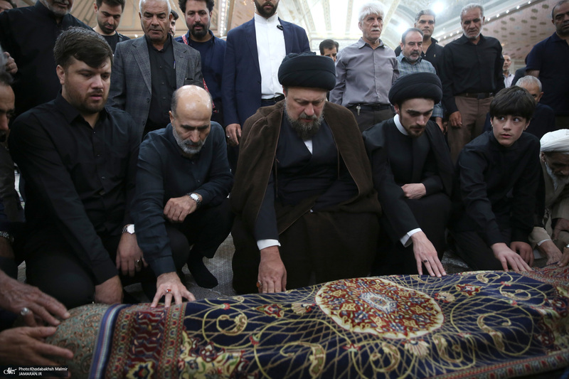 نماز و تشییع حاج علی اکبرشفیعی در حرم مطهر امام خمینی (س)