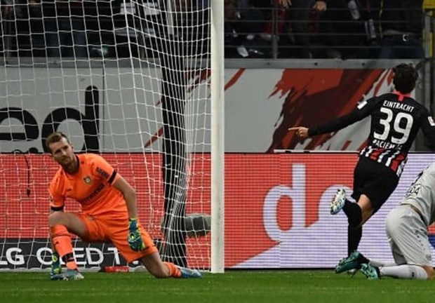 برتری قاطعانه اینتراخت فرانکفورت مقابل بایرلورکوزن
