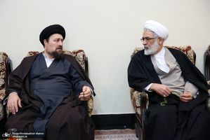حاشیه های تجدید میثاق رئیس قوه قضائیه و مسئولان عالی قضایی با آرمان‌های امام خمینی(س)