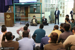 نشست مسئولین بسیج دانشجویی دانشگاه تهران در حسینیه جماران