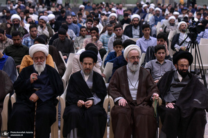 آئین آغاز سال تحصیلی حوزه علمیه استان تهران در حرم امام خمینی