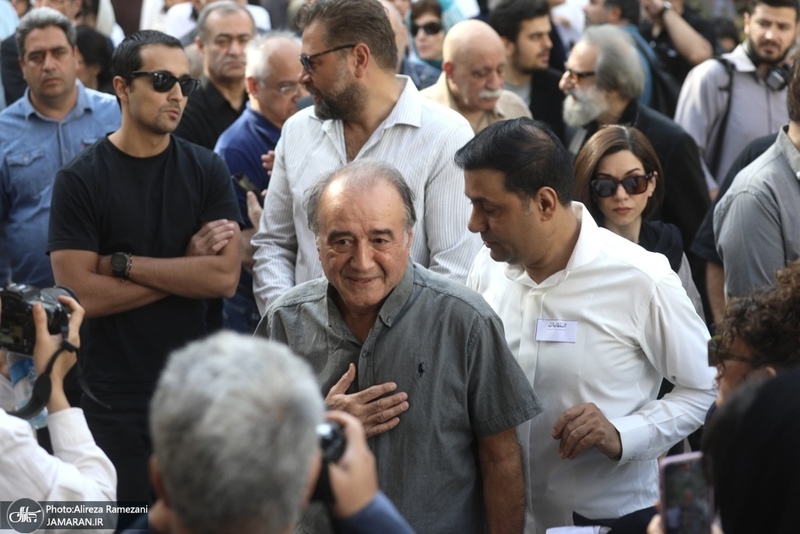 مراسم تشییع ناصر تقوایی