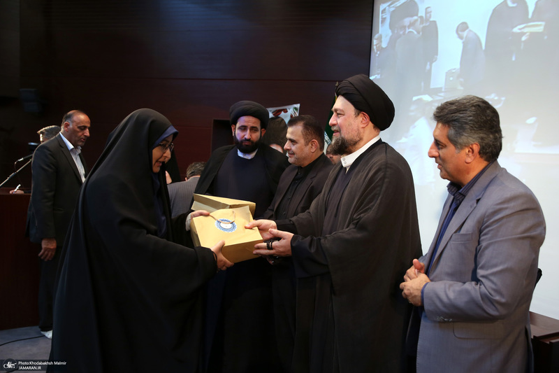 مراسم تجلیل از فعالان نهج‌البلاغه در حرممطهر امام خمینی (س)