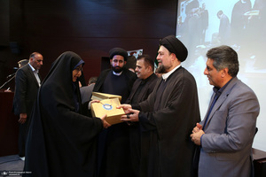 مراسم تجلیل از فعالان نهج‌البلاغه در حرممطهر امام خمینی (س)