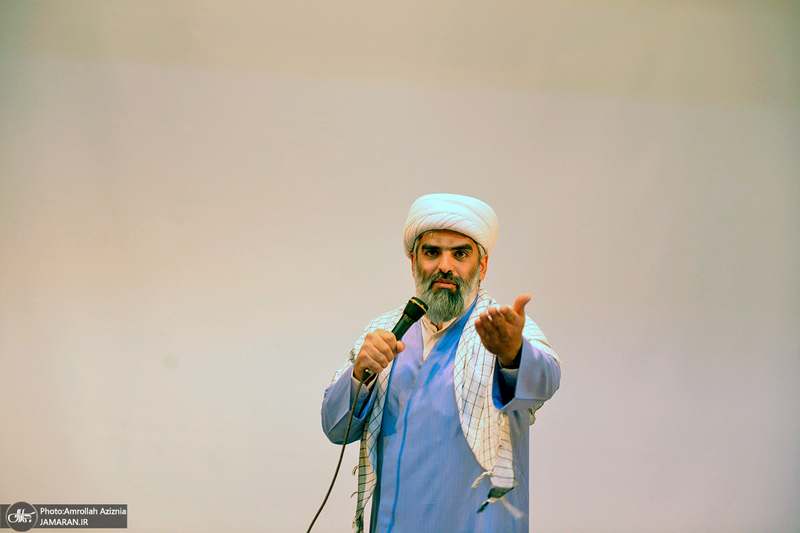 جشن عبادت و تکلیف فرزندان کارکنان معاونت پشتیبانی سپاه در حرم امام خمینی (س)