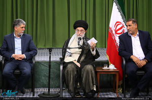 دیدار جمعی از شاعران و اهالی فرهنگ و ادب با رهبر معظم انقلاب