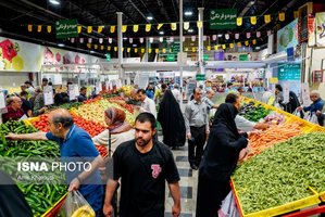 جریان عادی زندگی در شهر تهران...