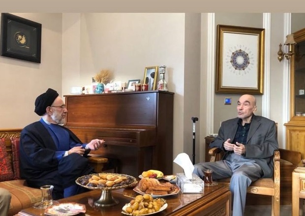 سید محمد خاتمی به دیدار رضا داوری اردکانی رفت + عکس