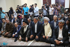 دیدار شهردار و اعضای شورای اسلامی شهر تهران با سید حسن خمینی