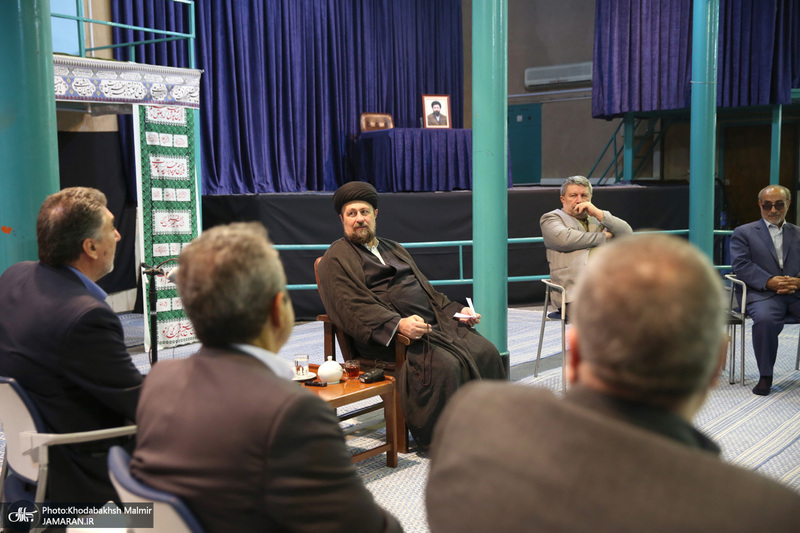 دیدار اعضای شورای مرکزی حزب اعتماد ملی با سید حسن خمینی