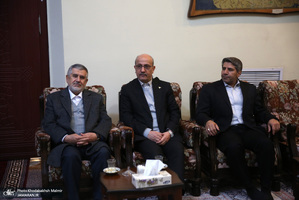 دیدار وزیر ارتباطات و معاونین با سید حسن خمینی