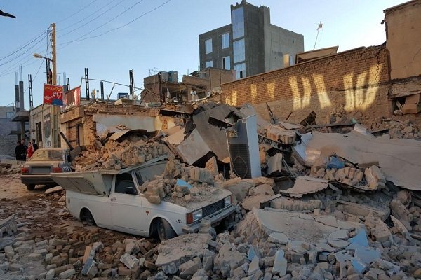 جمع آوری کمک های مردمی برای زلزله زدگان کرمانشاه در پیشوا آغاز شد