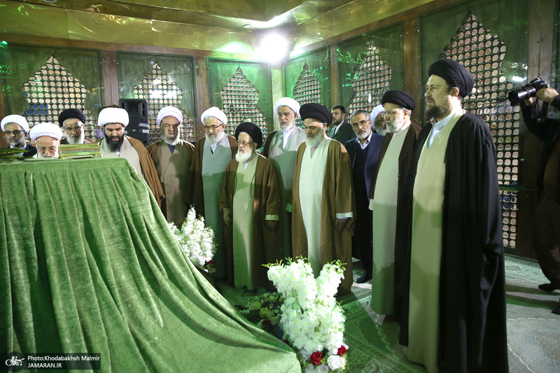 تجدید میثاق رئیس و اعضای مجلس خبرگان رهبری با آرمان های امام خمینی (س)