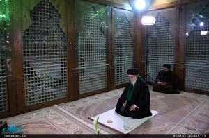 حضور رهبر معظم انقلاب در مرقد مطهر امام راحل و گلزار شهدای بهشت زهرا(س)