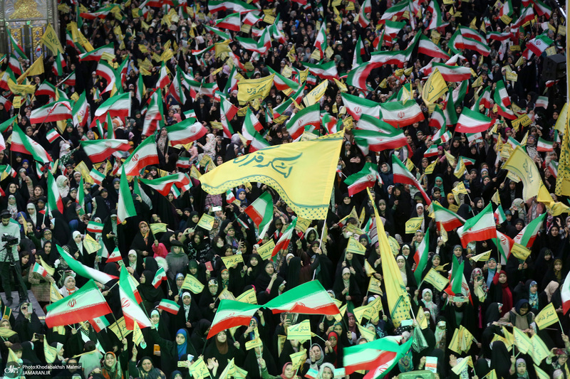 اجتماع باشکوه نوجوانان آرمانی لشکر قدس در حرم مطهر امام خمینی (س)