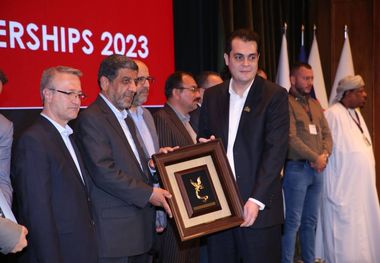 تکریم نشطاء وشرکات صناعة السیاحة العلاجیة فی إیران بحضور وزیر السیاحة