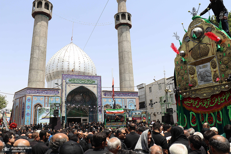 مراسم عزاداری و نخل گردانی روز عاشورا در خمین