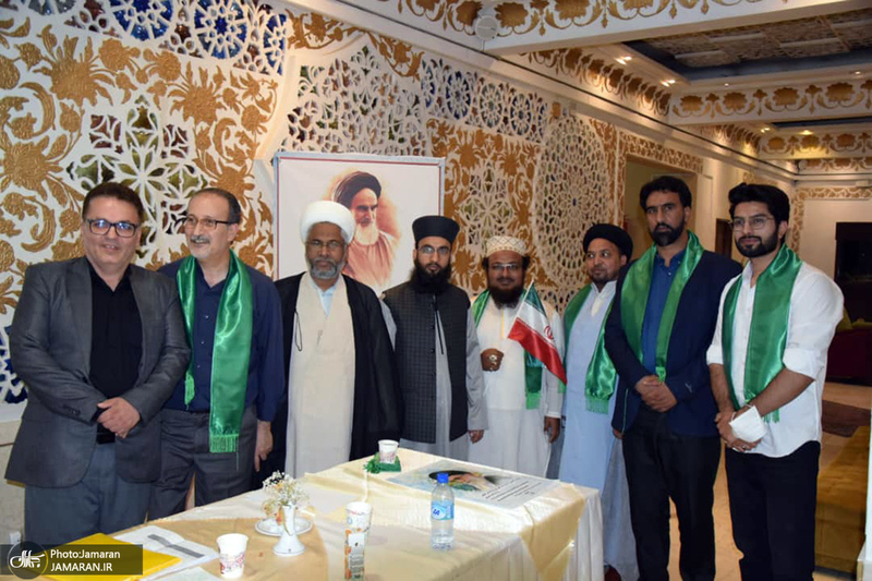 بازدید میهمانان خارجی بزرگداشت امام از کاخ سعد آباد