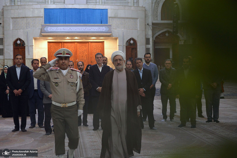 تجدید میثاق اساتید و دانشجویان پژوهشکده امام خمینی و انقلاب اسلامی با آرمان های بنیانگذار جمهوری اسلامی ایران