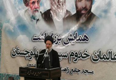 وحدت بین شیعه و سنی راهبرد اساسی نظام جمهوری اسلامی است