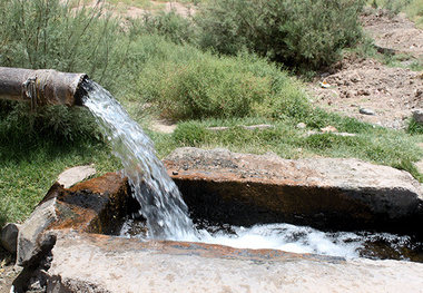 آغاز عملیات حفاری سومین چاه آب شرب روستای ولی آباد از امروز